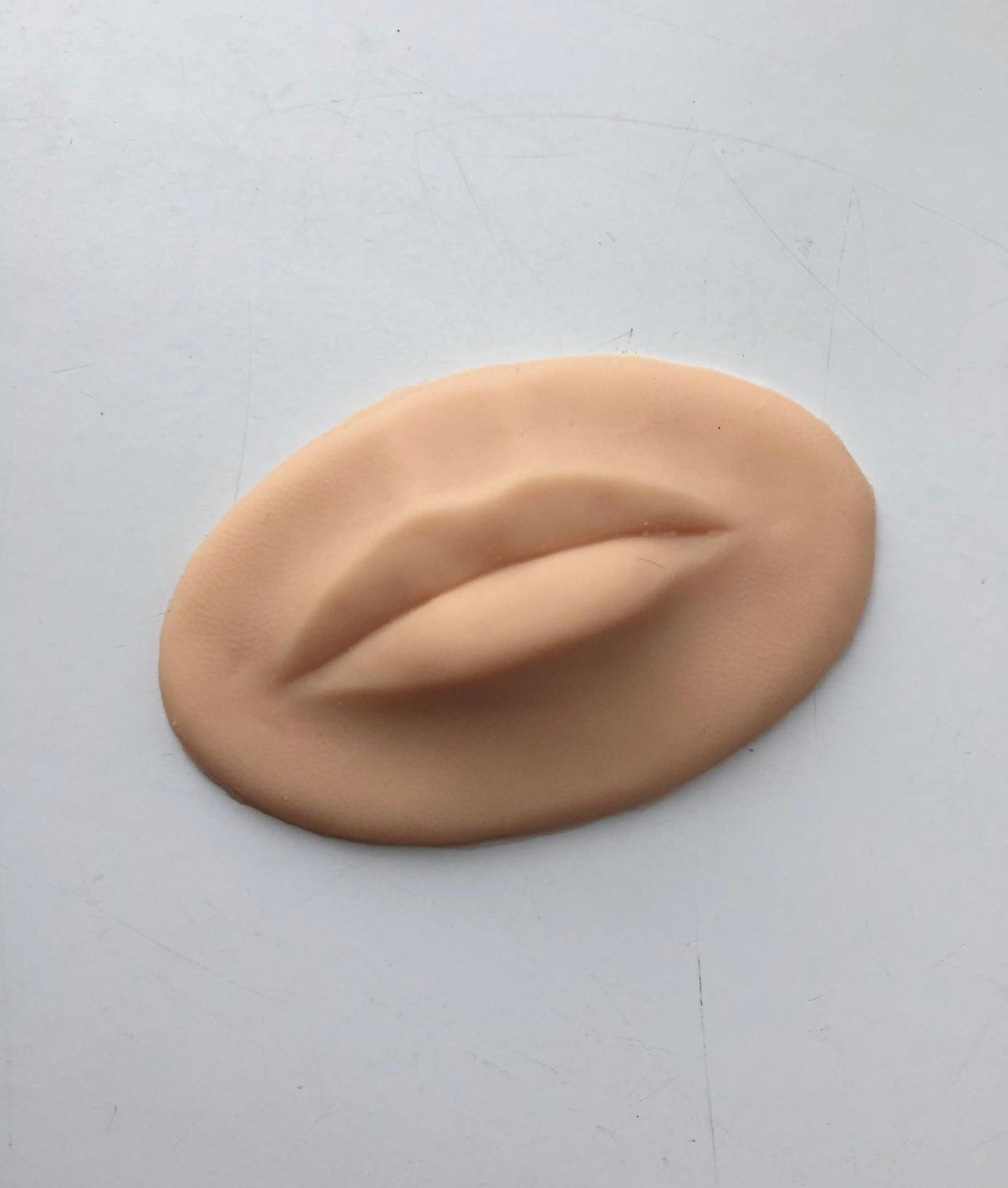 REALISTIC LIP SKIN