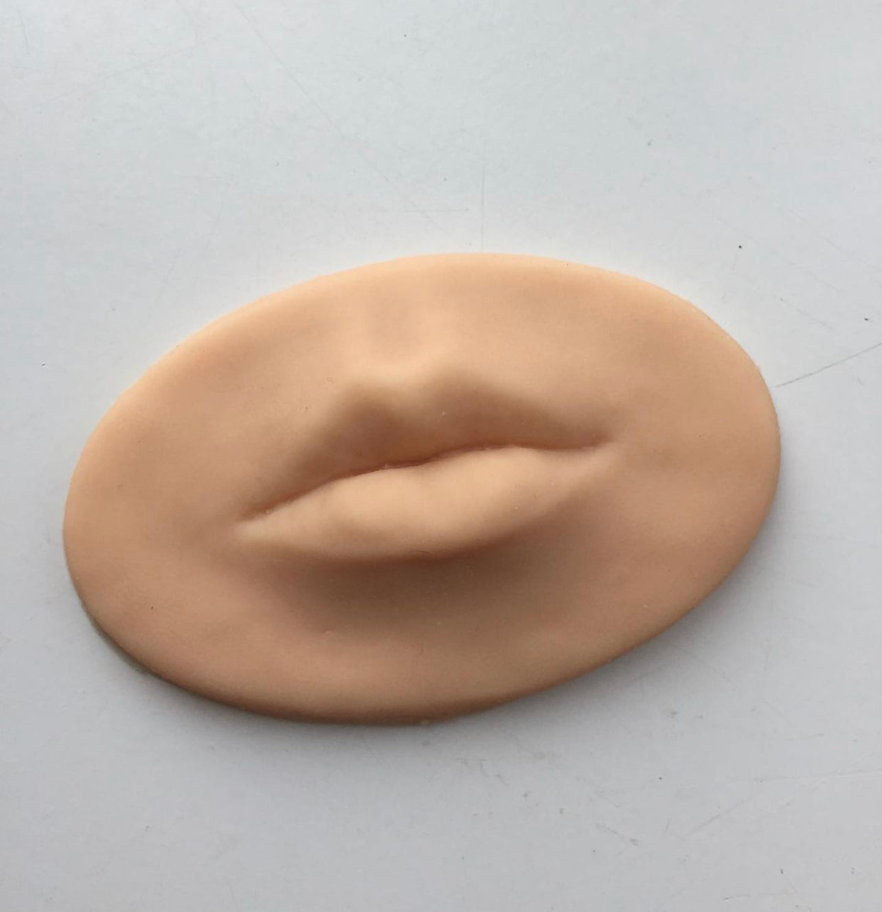 REALISTIC LIP SKIN