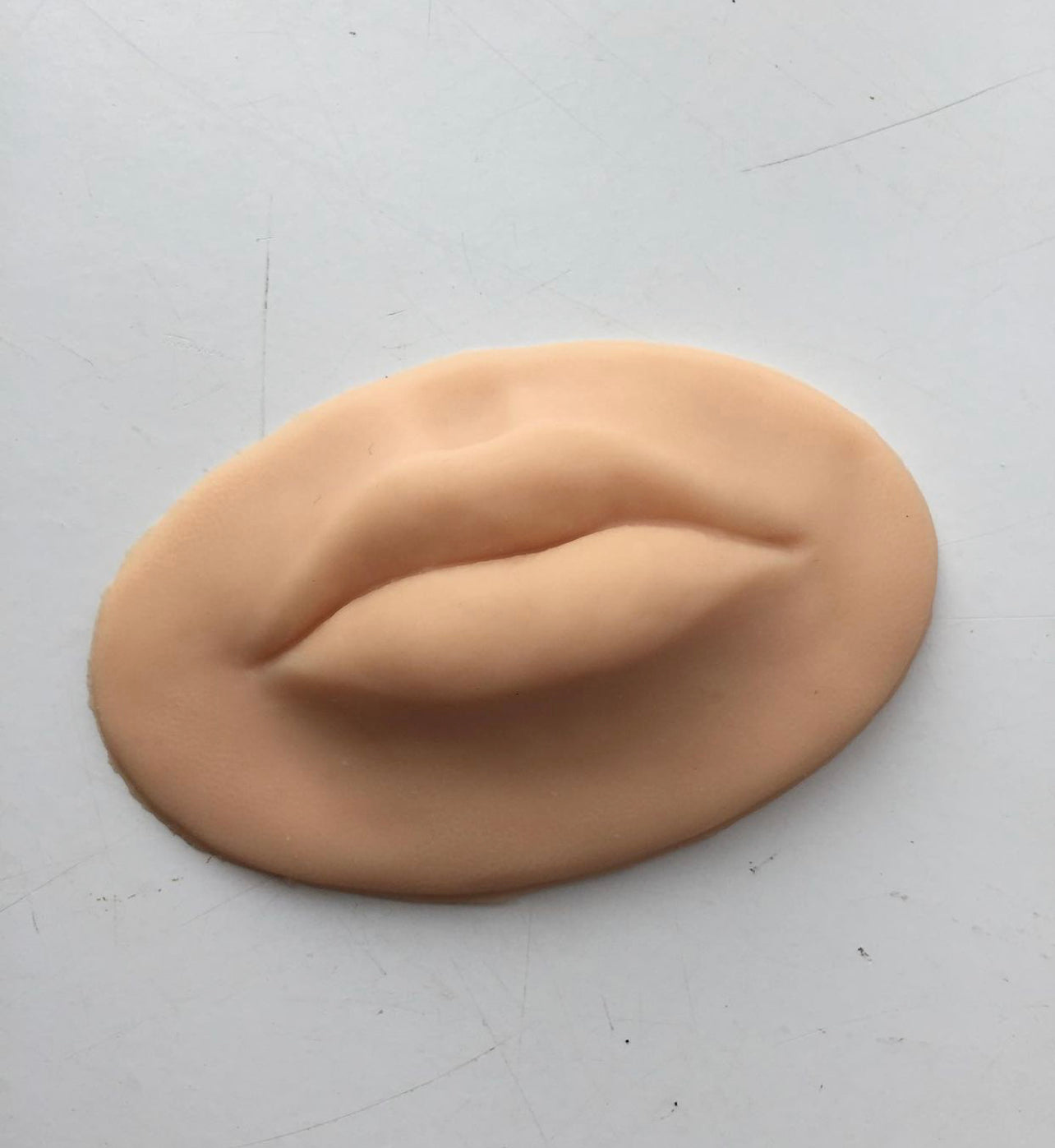 REALISTIC LIP SKIN